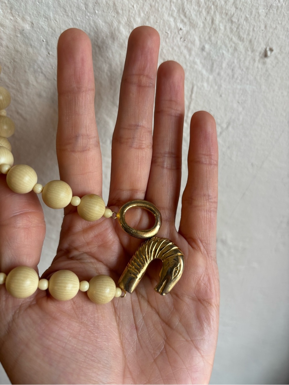 Vintage Butter Yellow Bead Necklace with Gold Horse Head Clasp